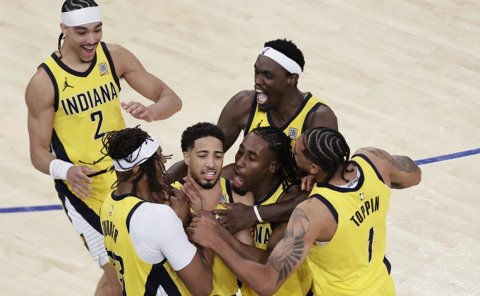 AP Photo/Adam Hunger